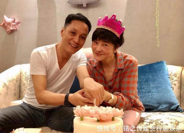后悔|“要是能重来，我一定让爸妈抱上孙子”，坚持丁克的康辉，后悔了