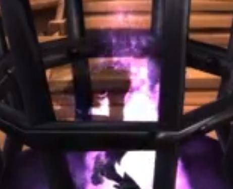  亡灵|阿尔萨斯直呼内行！魔兽中“唯二”弑父的人物竟然是个“女孩”？