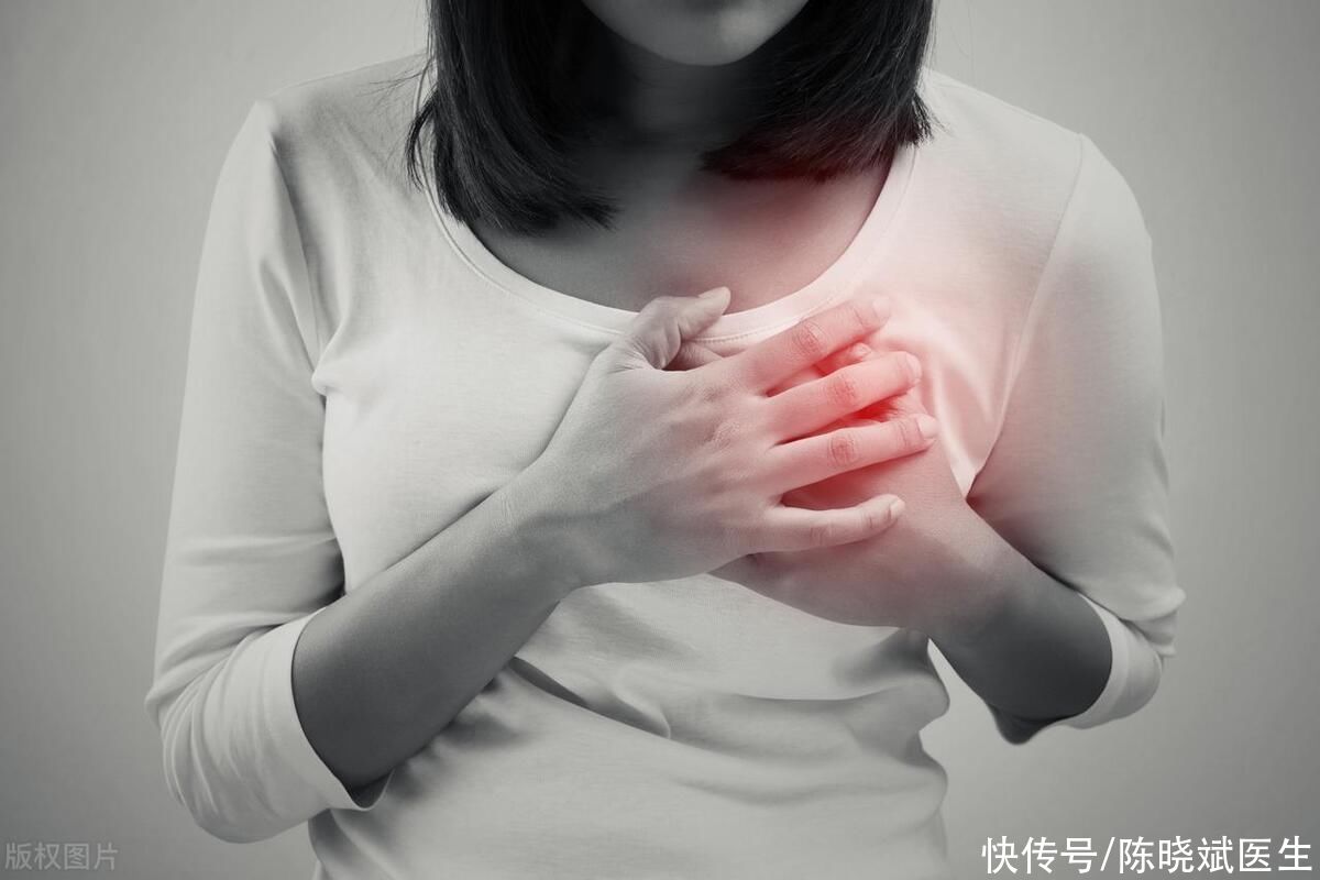 为啥有些女生的胸部柔软像面包，有些却硬得像馒头？医生说出答案2023