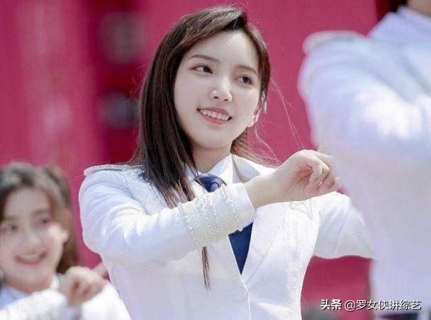  小姐姐|挺进决赛却无人识的苏芮琪，全能小姐姐没成团太可惜