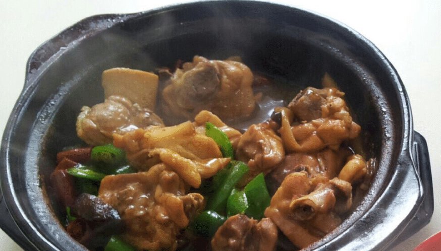  炒鸡块|好吃的黄焖鸡你也想拥有吗？赶紧动手做出这样的美味吧！