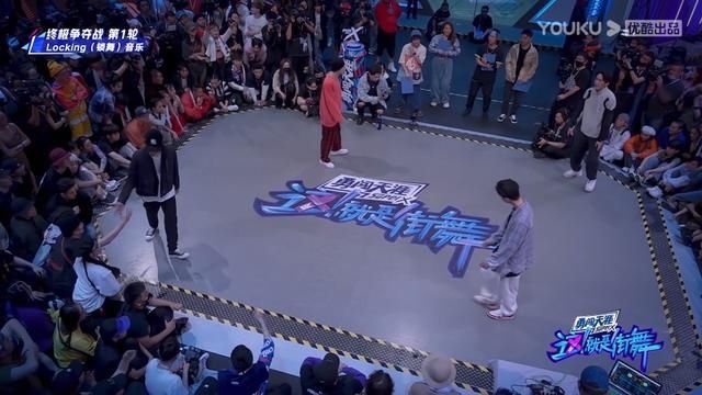  隐私|王一博跳个舞被无死角围观，还有没有隐私了？