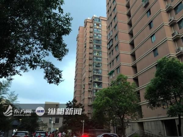  小区|杭州失踪女子确定遇害！警方昨夜今晨控制女子丈夫，今天下午化粪池内疑现女子衣物