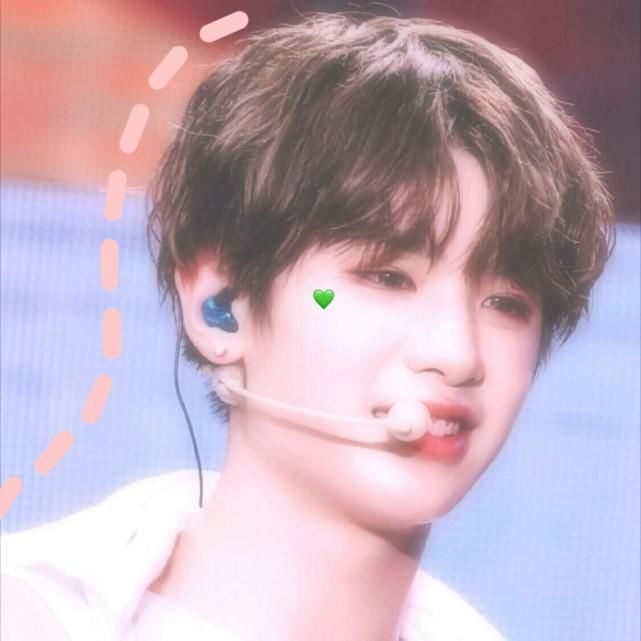  成糊|赖冠霖归国后成糊咖同是南韩归国艺人，黄明昊朱正廷凭啥大火