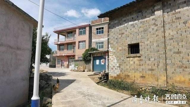  陆续|搜捕第七天村民陆续离村，亲属称曾春亮曾打算做采石场生意没做成