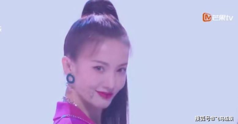  花式|万茜花式拉票：保送我好吗？观众齐声说好！《浪姐》排名引热议！