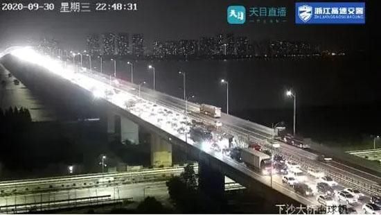 今夜|最长缓行10公里！杭州高速今夜不眠，你到家了吗？