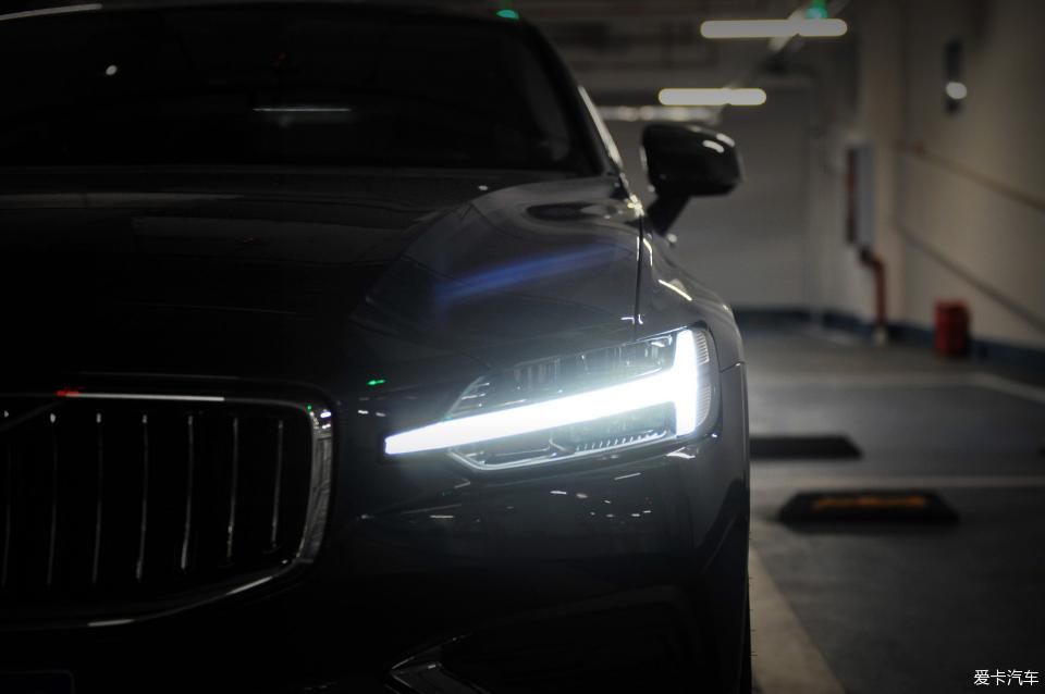 设计|【见证】【Richard作业】XC60老车主深度体验S60