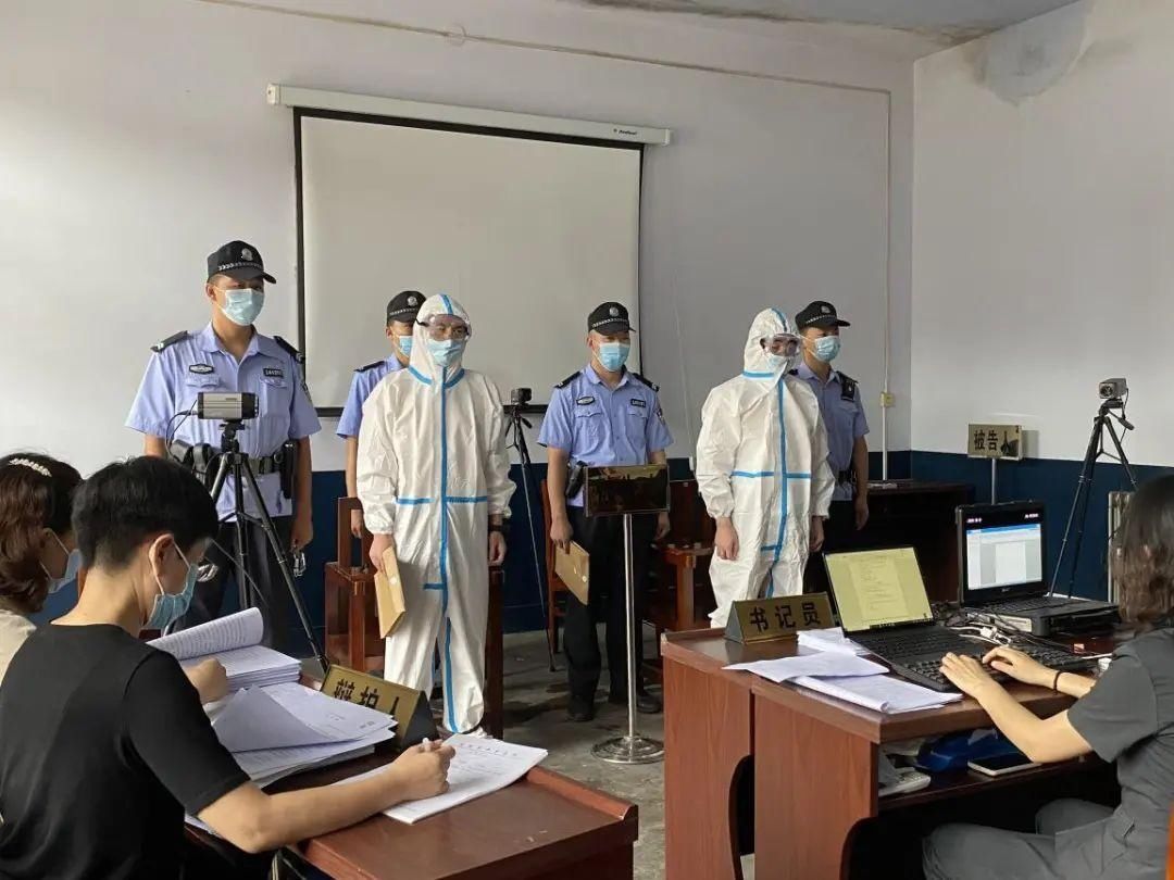 感受|被告人出庭难?感受下便携式科技法庭的魅力