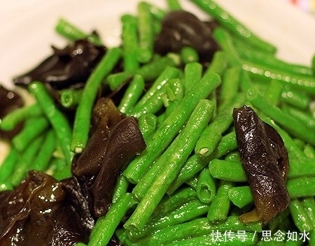  身体|提醒：炒豆角不能放此物，吃了对身体不好，现在知道还不晚！