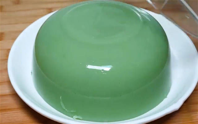 豌豆淀粉|夏天来了,教你黄瓜很清爽的做法,吃起来爽滑又Q弹