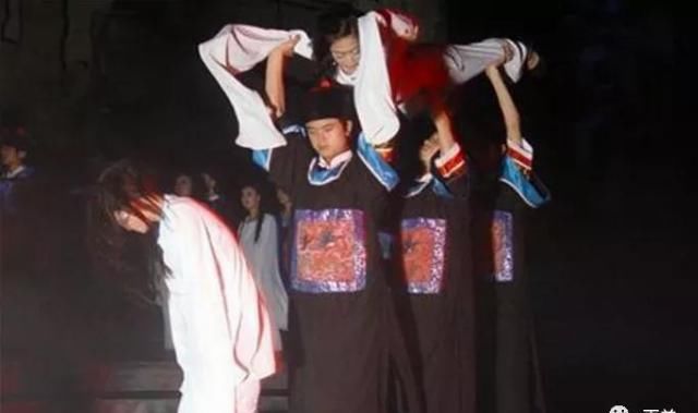  邪术|猎奇|湘西三大邪术之首，嫁给山神被拽入深渊的落花洞女