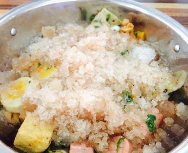 下嘴|大学食堂的奇葩菜, 冰镇麻辣烫小意思, 最后一个敢下嘴的是真汉子