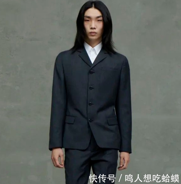 衣服|看她设计的衣服，感觉智商很高的样子