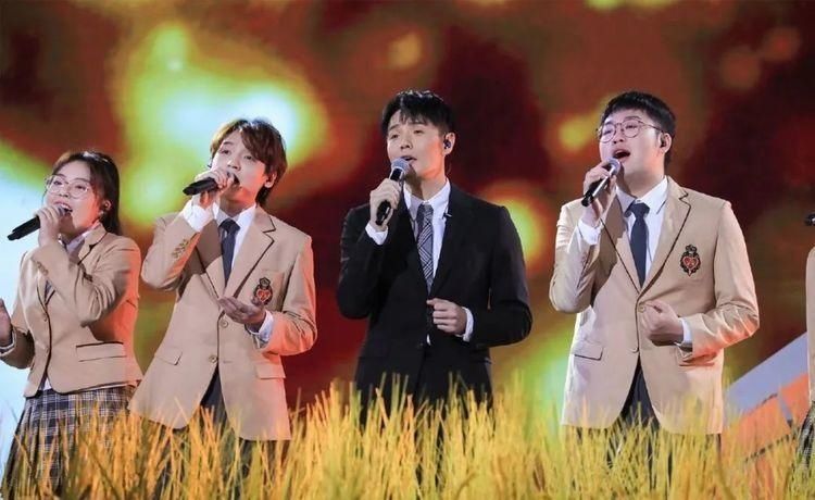  坐标|《中国好声音》官宣导师？李宇春呼声高？网友：冠军不要爆冷？