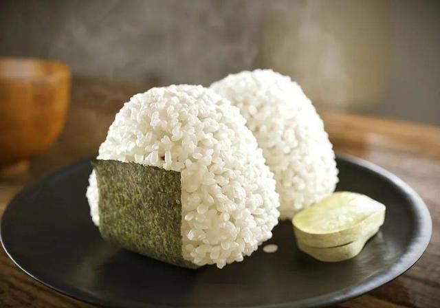  竟然|又被骗了这些美食竟然都是渲染的效果图