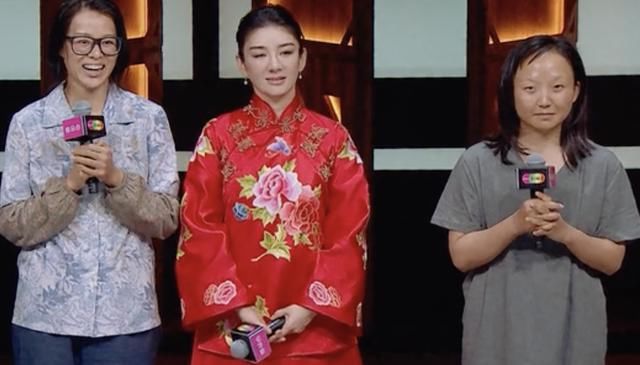  不屑|究竟谁才是菜鸟？郭敬明吐槽黄奕演戏很难受，黄奕在台上满脸不屑