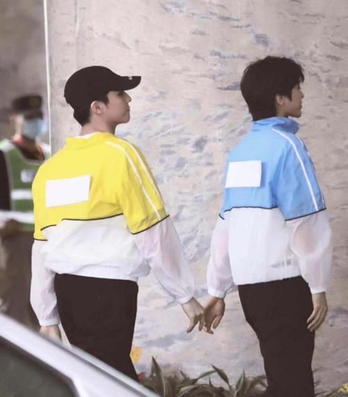  孔雪儿|明星错位图，华晨宇当头一棒，范丞丞变巨人，看到最后被难住了