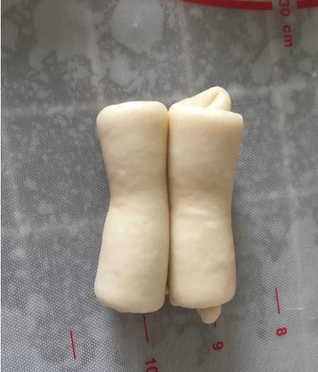  香甜|不会卖萌的面包不是好面包，仅需一次发酵的牛奶卷，香甜细腻