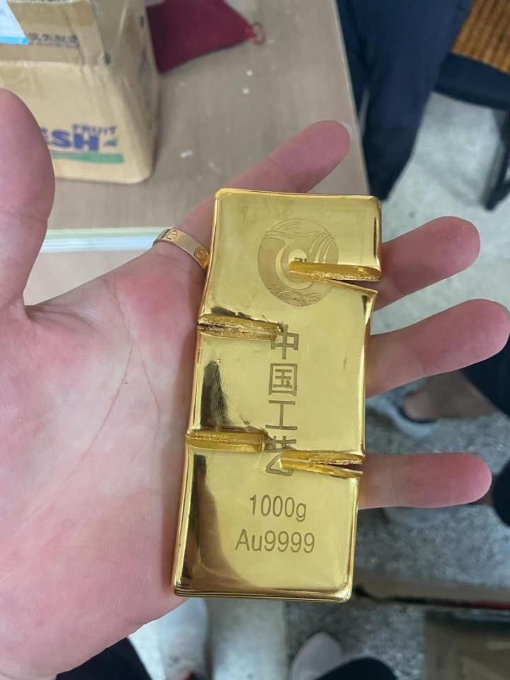 还记得临安买房送黄金吗？业主最近陆续“出货”，有人一把变现45万