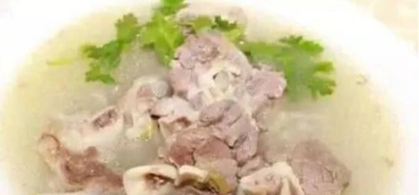  香味|不管炖什么汤，只要放“这两种”香料，越炖香味越浓。