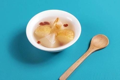 干咳|秋天这水果正当季，三天两头用它熬水喝，去燥火止干咳，贵也值得