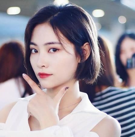  名牌|从故意剪辑到名牌打码，青你2骚操作不间断，这次轮到许佳琪了