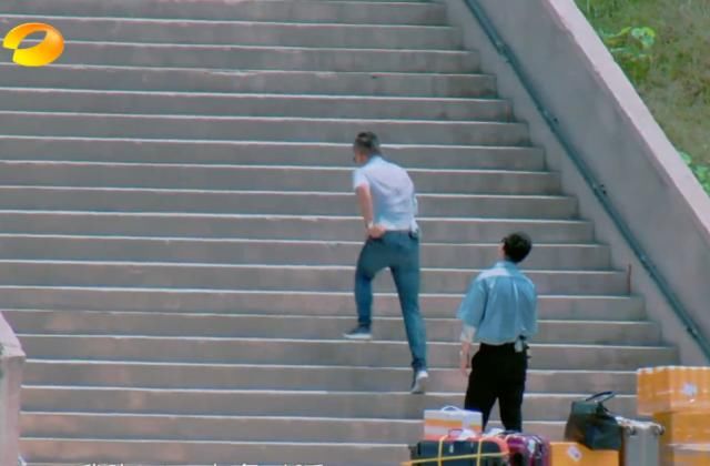  高以翔|36度高温搬行李，《中餐厅》刁难嘉宾引热议：忘了高以翔事件？