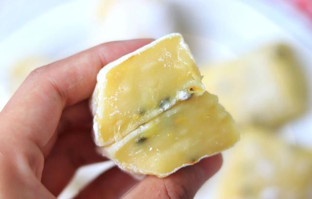 水果|夏天遇到这水果一买就是好几斤,做成小吃,酸甜软糯,全家都爱吃