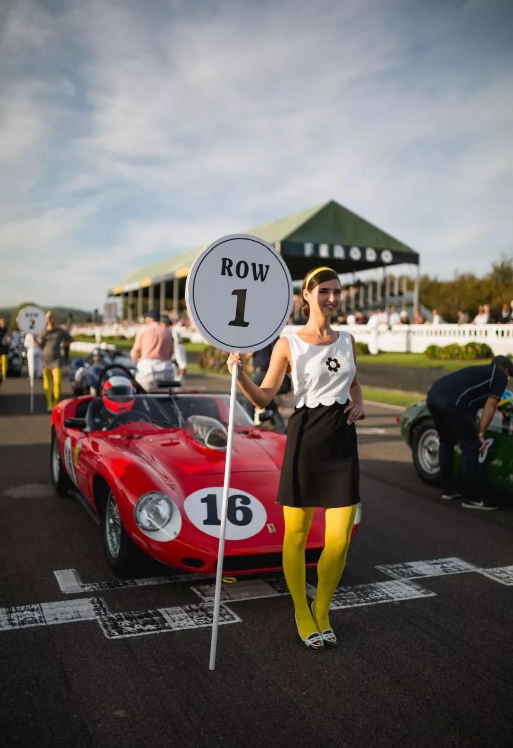 时髦|除了机车和速度,这个比赛还关注谁更时髦