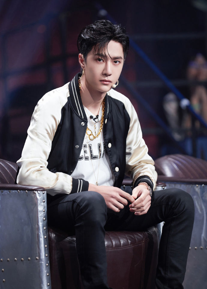  炸到|200920《这！就是街舞》第十期正片上线 布布battle炸到王一博直接摔凳子