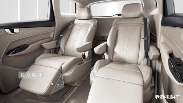  上市|五菱除宏光之外，又一款MPV上市了，火不火你说了算