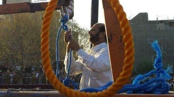  苏莱曼|伊朗血腥复仇！公开绞死出卖苏莱曼尼元凶，警告看谁还敢投靠美国