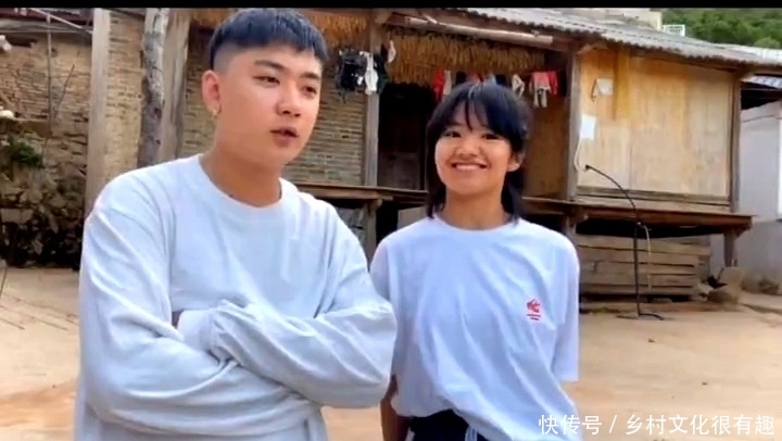 变形|《变形计》最美农村女孩,那个爱笑的女孩最近怎么样了呢?