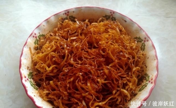 辣条|开学了,孩子就馋它,2块钱做一大盘,干净卫生,美味又实惠