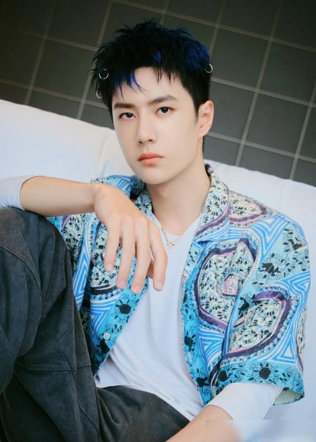  粉丝|王一博实火！《快本》与《街舞》3时间相撞，粉丝会选择看哪个？