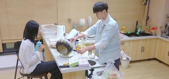  施迤|《喜欢你我也是》聪雅放下心结，和施迤有说有笑，选择体面地告别