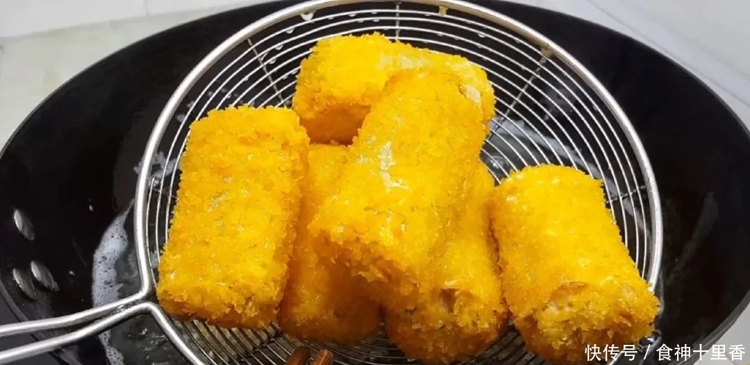 个个|糯米又出新吃法,加2把红枣,个个焦脆又软糯,出锅孩子抢着吃!