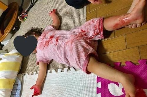 浑身|女儿独自在家浑身“血”，妈妈回家后腿软，仔细一看哭笑不得