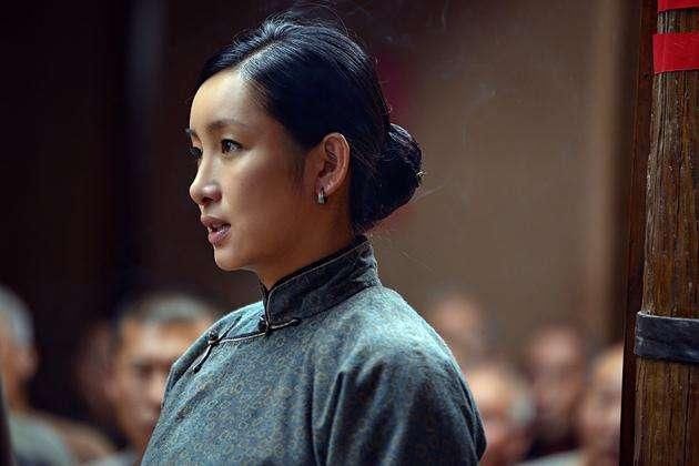  重金|她曾花重金给单眼皮上保险，后来却割了双眼皮，背后原因令人唏嘘