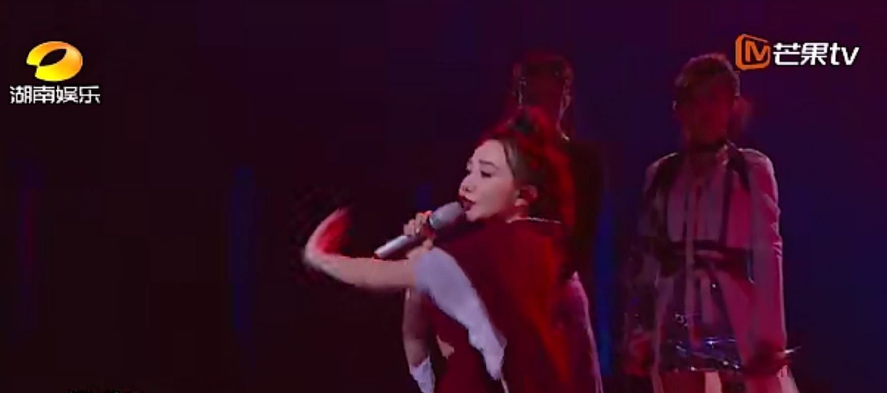  姐姐|复活换位赛: 21位姐姐只有4位全开麦, 张含韵输得很漂亮!