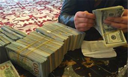 惠特克|他花2美元中了3.14亿彩票头奖，晚年直言后悔：我不该买那张彩票