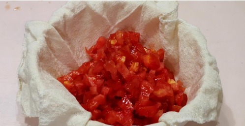 饺子|西红柿包饺子,原来这么好吃,调馅有秘诀,比肉饺子更香更好吃