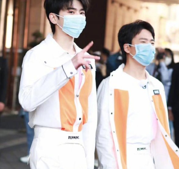  沙溢|《奔跑吧》被指有剧本？郭麒麟戴着耳机，却能重复沙溢的话