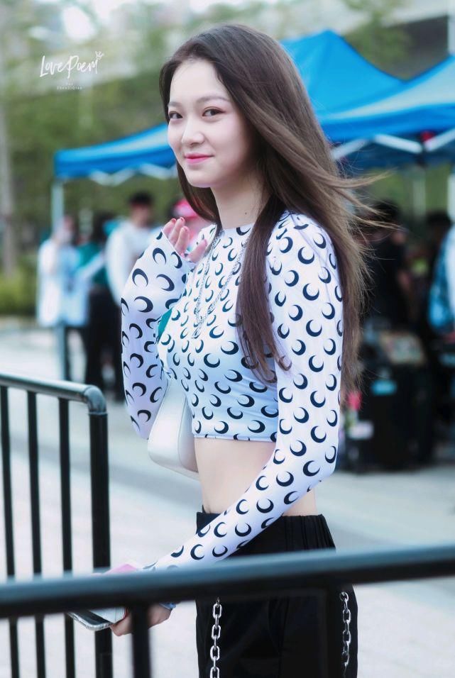  实力|中国新说唱，孟子坤周梓倩被群嘲，实力不够装可爱，张靓颖被骂成最惨导师