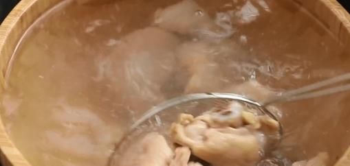  减肥|在家就能轻松做出饭店的味道，减肥的美女要多吃，健脾胃、活血脉