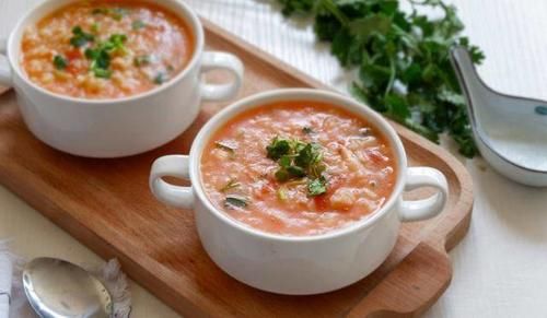  好喝|为什么饭店的疙瘩汤大小均匀又好喝？原来秘密在这里，在家也能做