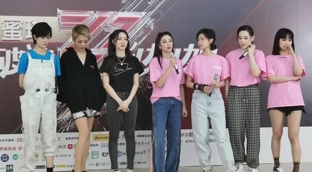  黑脸|拿下第一却黑脸，她凭什么这么嚣张？