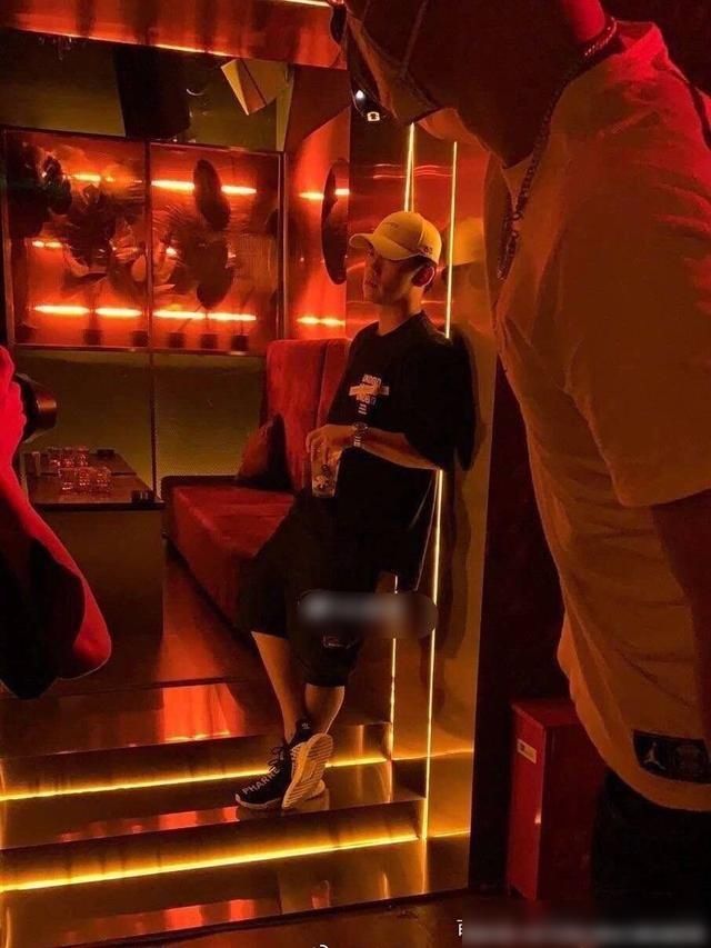  男人|郑恺与苗苗结婚后玩心不改仍然去夜店，婚后好男人的人设崩塌