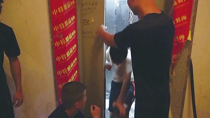  老鼠|老鼠惹祸，电梯从7楼迫降3楼